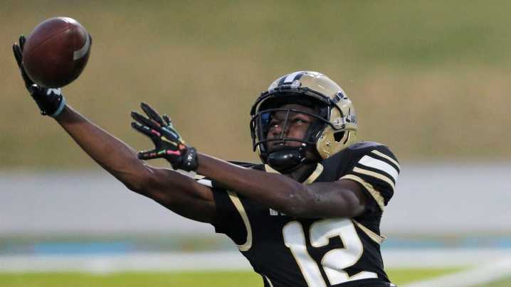 Lubbock High puts 'gauntlet' in action to rout Snyder for first win