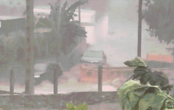 Spanish holiday hotspot hit by floods as deluge turns streets into rivers and cars are swept away