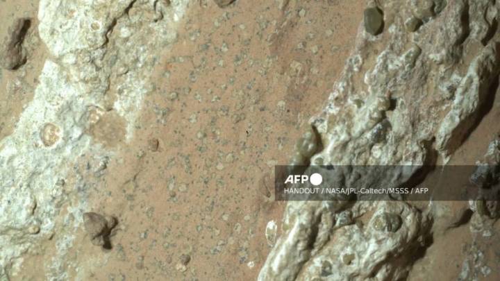 Rocas halladas en Marte por la NASA darían indicios de vida antigua