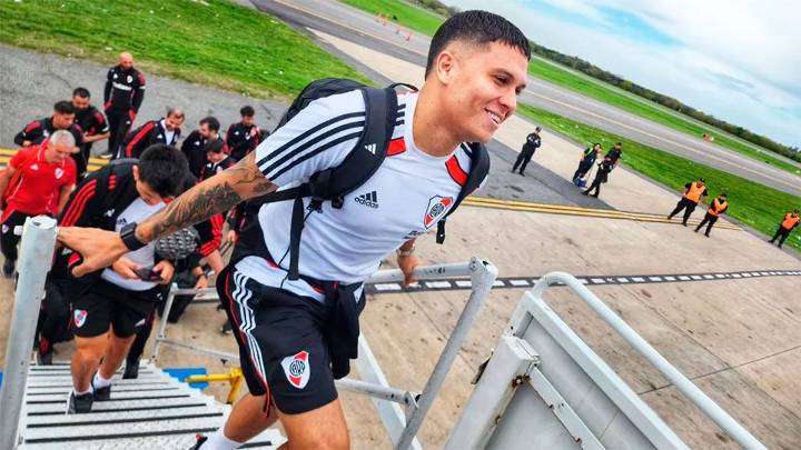 River llegó a en Brasil con regresos en los convocados y dudas en el once
