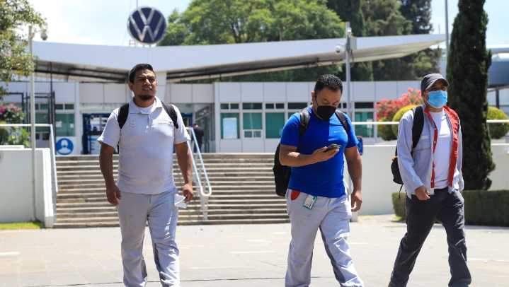 Volkswagen destaca estrategia para combatir estrés laboral de sus trabajadores en Puebla