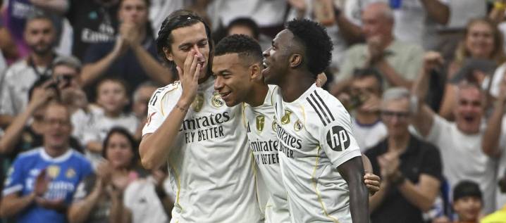 Pleno de victorias y liderato: Real Madrid derrotó al Espanyol con Mbappé figura