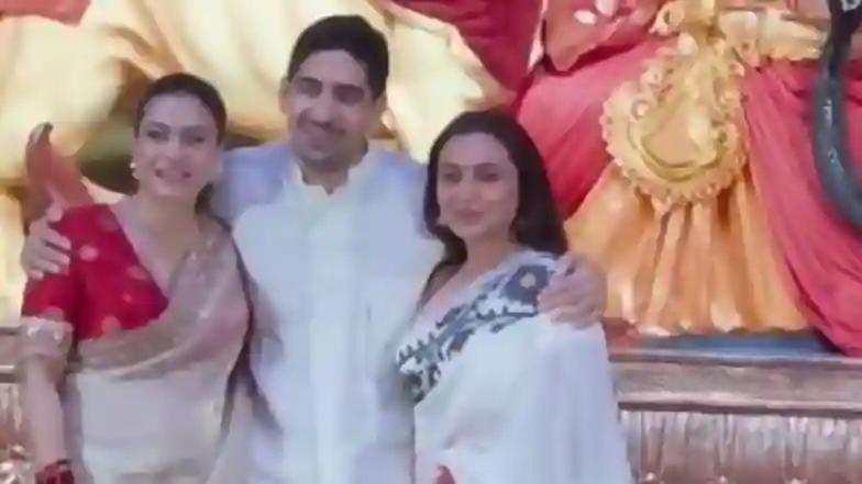 Bollywood Navratri 2025: Rani Mukerji, Kajol and Ayan Mukerji Come Together for Durga Puja 2025 Festivities (Watch Video)