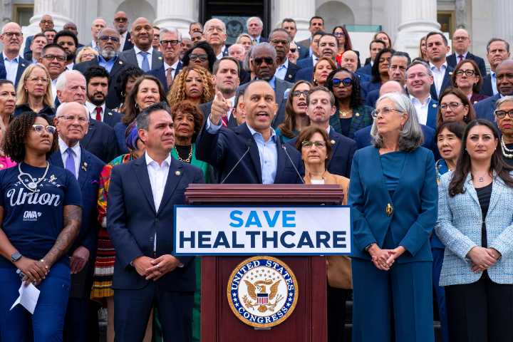 Democrats vote down GOP funding bill, putting government on path to shutdown