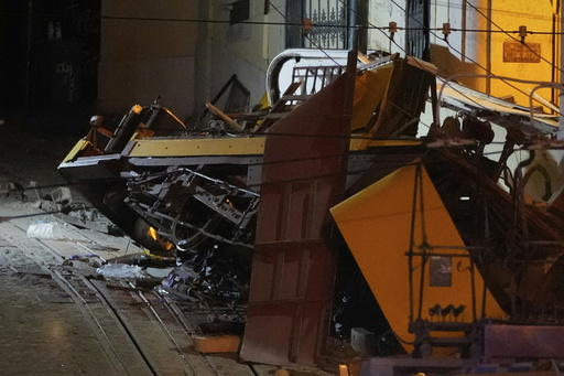 Portugal guarda un día de luto tras el accidente de funicular en Lisboa que dejó 15 muertos