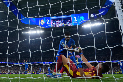 Gol agónico de Murillo da la victoria a Marsella sobre Estrasburgo en la liga francesa