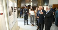 Una exposición en el Parlamento de Andalucía recuerda las cinco décadas del primer atentado masivo de ETA