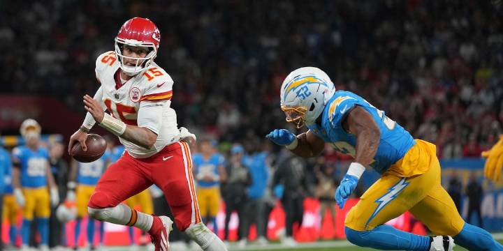 Patrick Mahomes keeps reliving painful Super Bowl loss as Chiefs prepare for Eagles rematch