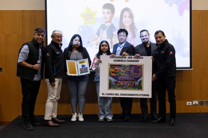 El arte de una niña peruana brilla en concurso mundial de dibujo