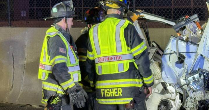 Six people taken to hospital after serious crash on I