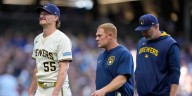 Shelby Miller leaves game with right elbow injury