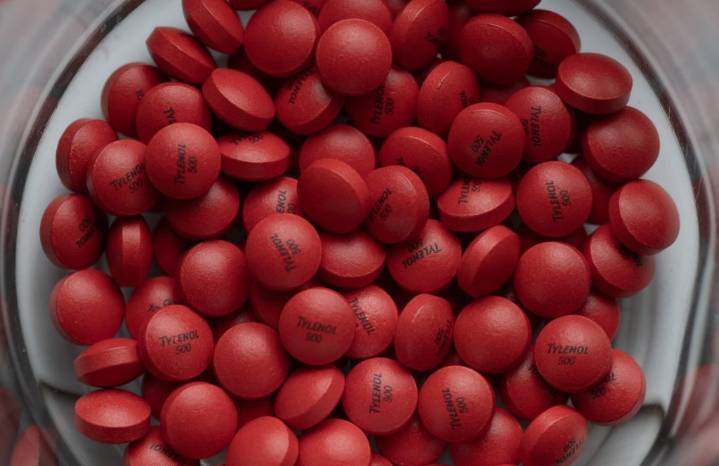 Canadian obstetricians say Tylenol is still safe to take in pregnancy after position review