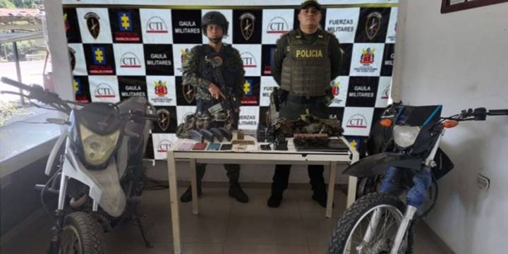 Ejército y Policía incautan arsenal del Clan del Golfo en Zona Bananera