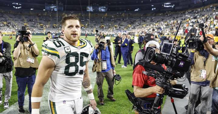 Packers tight end Tucker Kraft now set to play against Browns after midweek knee ‘scare’ in practice