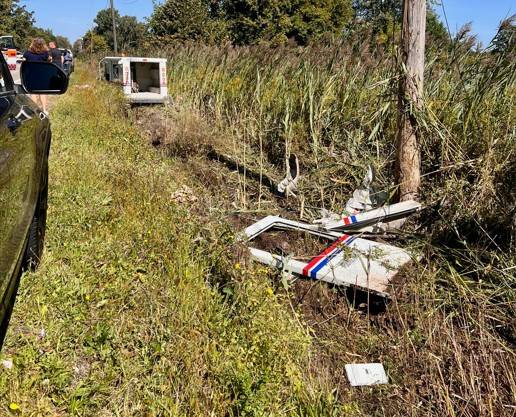 Memphis postal carrier critically injured in crash