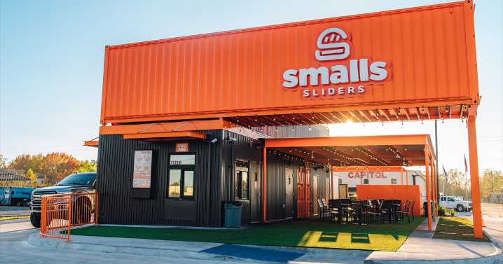 Smalls Sliders opens first Tulsa location