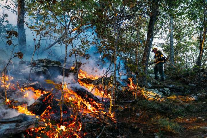 Rogue drone nearly dooms wildfire fight