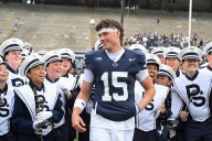 Oregon jumps to No. 4 in AP Top 25 behind Ohio St, Penn St, LSU; Illinois, Florida State into top 10