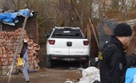 Trelew: Detienen a un tres personas en barrio Guayra por el robo de una camioneta