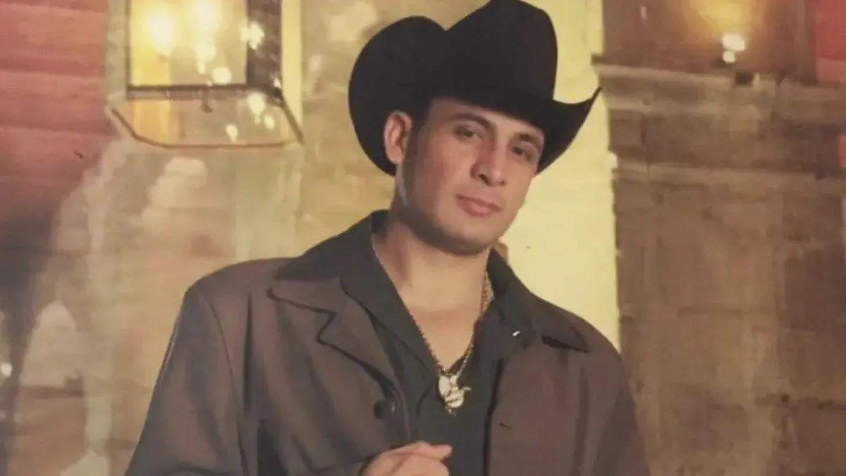 Familia de Valentín Elizalde lanza “Quiero”, tema inédito del Gallo de Oro
