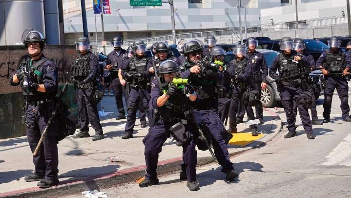 LA police fired over a thousand projectiles at protesters in a single day