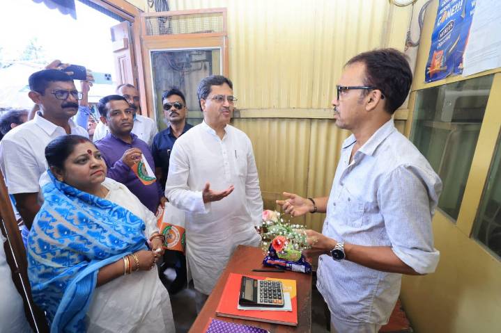 People thank PM Modi as prices drop after GST reforms: CM