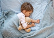 El déficit de sueño en niños y adolescentes altera la hormona del crecimiento y su desarrollo