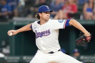 Deadspin | Rangers aim to ride Jacob deGrom to series win against Astros