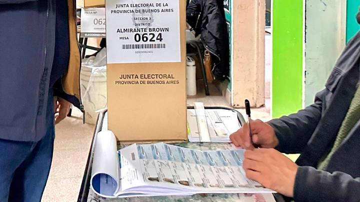 En Adrogué también ganó La Libertad Avanza