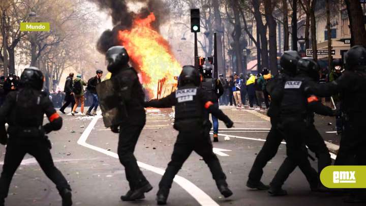 Francia paralizada por masivas protestas contra recortes presupuestales