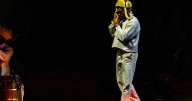 Bad Bunny culmina su residencia en Puerto Rico reuniendo a miles en plazas y locales