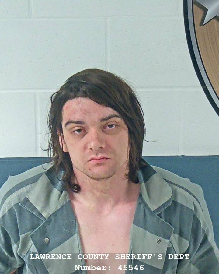 Shelbyville man charged with public intoxication, resisting arrest