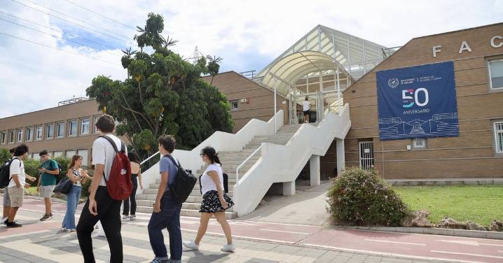 La odisea de los estudiantes de la UMA frente al alquiler: "Me come la beca entera"