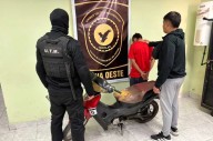 Detienen a un joven con una moto robada en el barrio John Kennedy