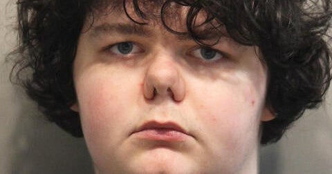 18-year-old accused of threatening school shooting in Falmouth, Massachusetts seeks release on bail