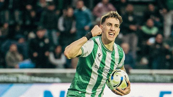 Auzmendi disfruta su presente en Banfield y destaca su entendimiento con Méndez