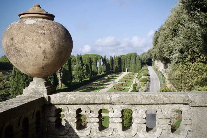 Chicago chefs to open eco-friendly restaurant at Vatican’s papal retreat