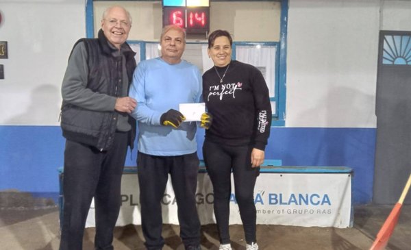 Tejo: ganadores del torneo por parejas en el Centro Sarmiento