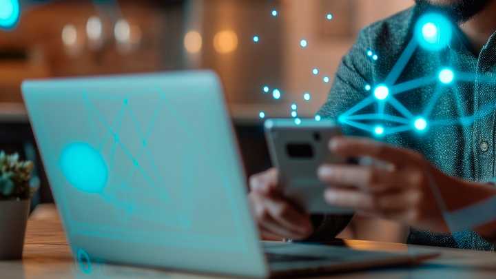 Este año no hay vuelta al cole para las operadoras: contratar fibra en 2025 es mucho más caro que en 2024