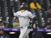 Ramírez homers, drives in 3 as Marlins beat Rockies 8