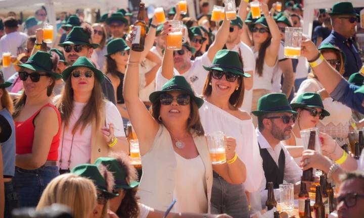 La macro-cata de cerveza más grande del mundo en Lorca agota ya el 50% de sus entradas
