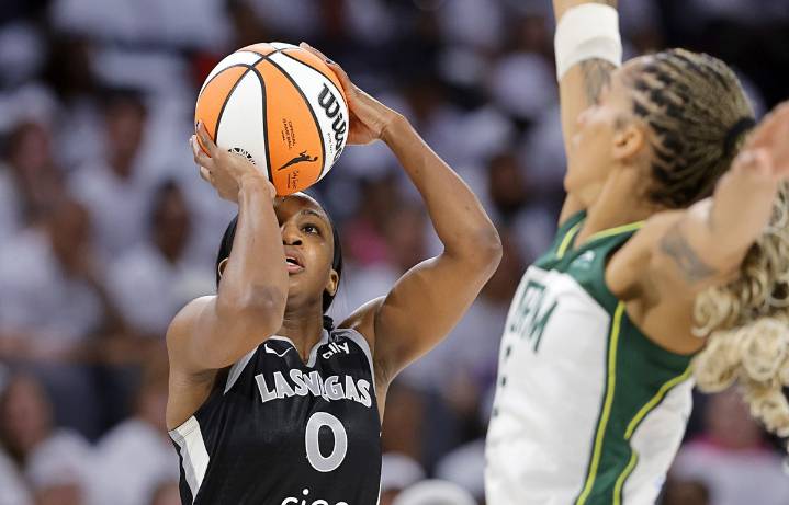 Jackie Young leads Aces past Fever for 2-1 lead in WNBA semifinal series
