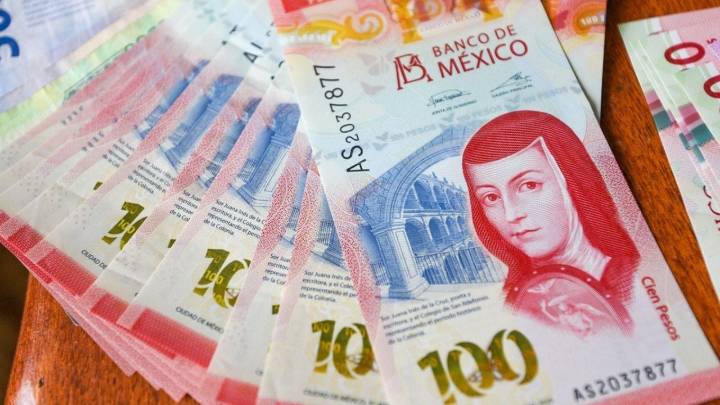 Costo de intereses, comisiones y gastos de la deuda de México superará más de un billón de pesos en 2025: expertos
