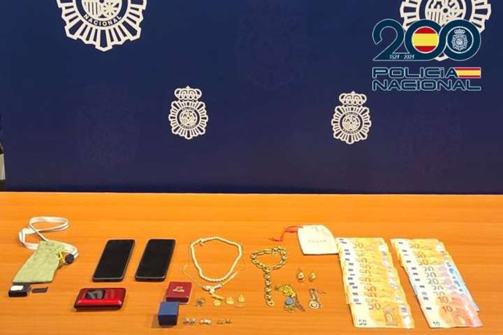 Detienen a tres personas en Talavera que controlaban con GPS a una víctima del 'timo de la estampita'