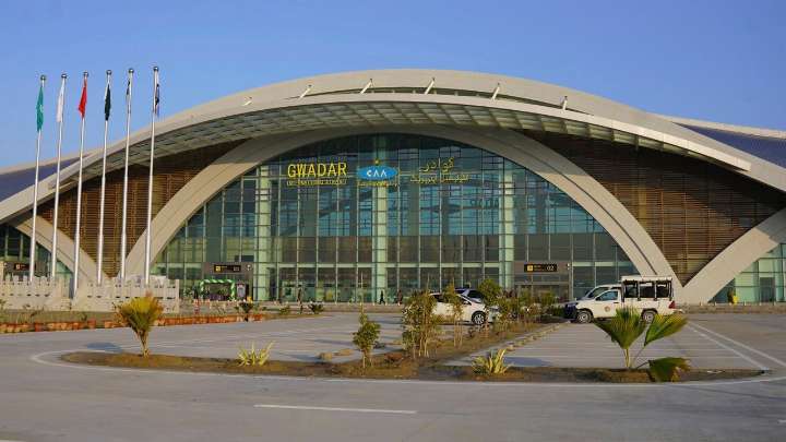 El misterio de Gwadar: un aeropuerto en Pakistán de 240 millones de dólares financiado por China y con un solo vuelo a la semana