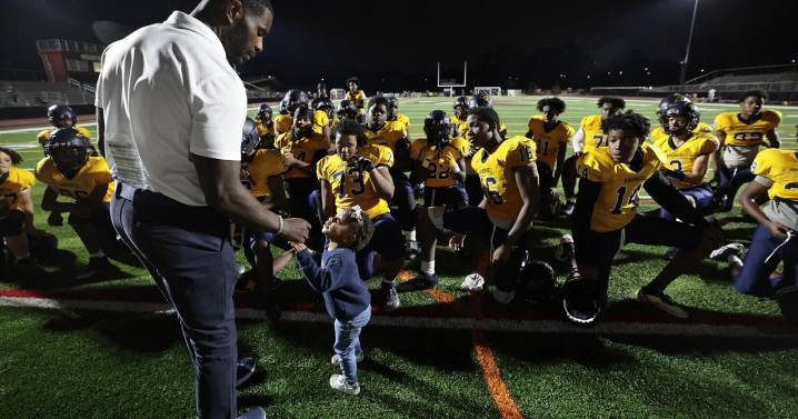 Nick Sirianni was his mentor. Now, Roy-Al Edwards is building a new football program.