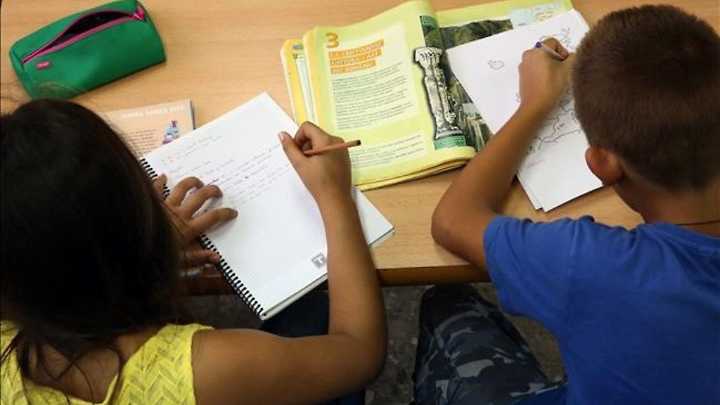 Ministro Héctor Rodríguez plantea eliminar las tareas escolares