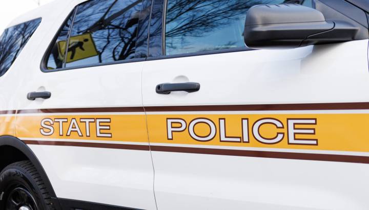 Traffic snarled on inbound Edens after pothole causes flat tires to several vehicles