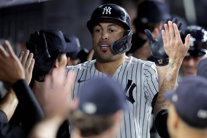 Deadspin | Yankees pound Orioles, remain tied for first in AL East