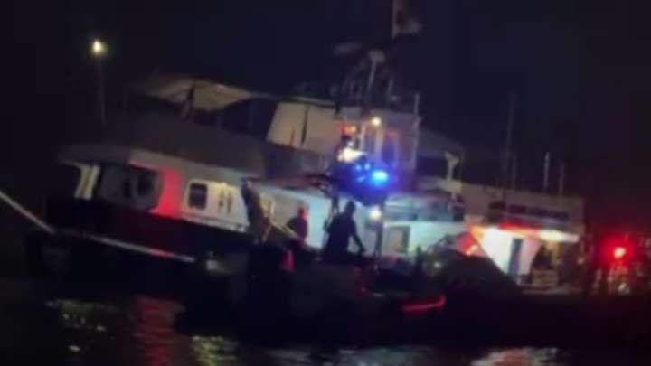 Barco Principal de la Global Sumud Flotilla es Alcanzado por Ataque con Dron en Túnez